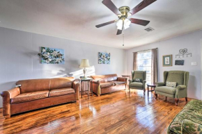 Yard with BBQ Pit Getaway Near Dtwn Temple!